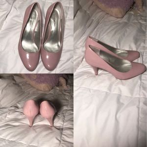 Bandolino Purple Heels